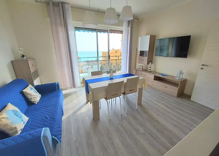 La Casa Di Giuly, Vista Mare, Parcheggio Privato. Pietra Ligure