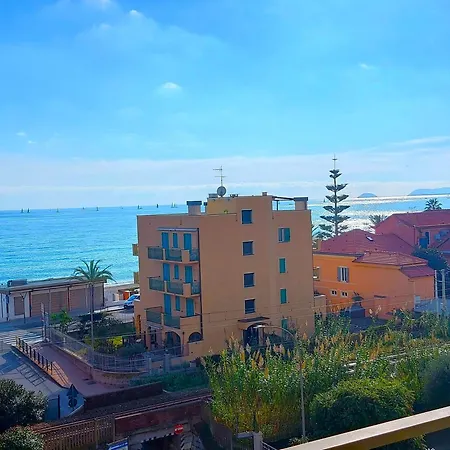 La Casa Di Giuly Vista Mare Parcheggio Privato * Pietra Ligure