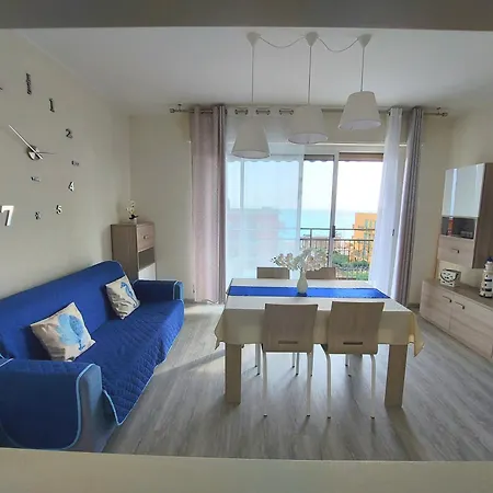 La Casa Di Giuly Vista Mare Parcheggio Privato Pietra Ligure